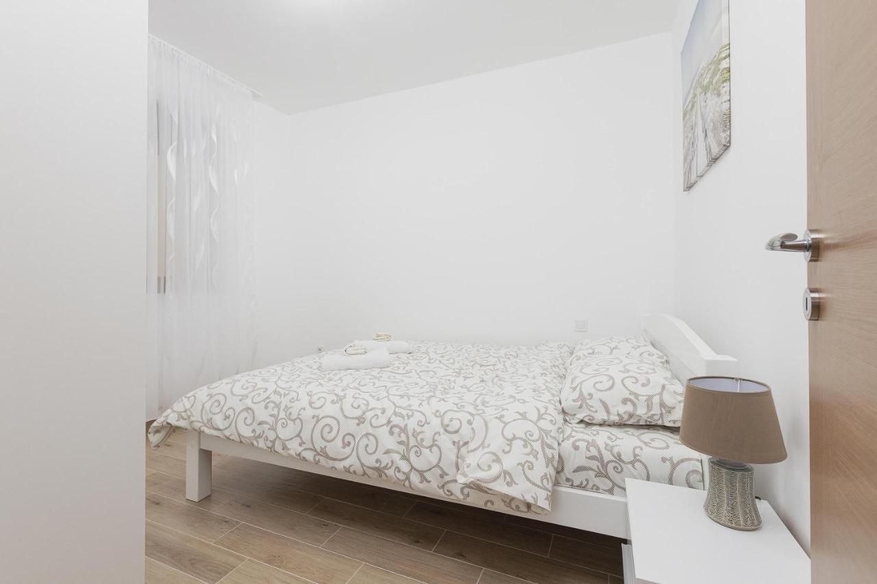 Muo Sea Front Apartments コトル エクステリア 写真