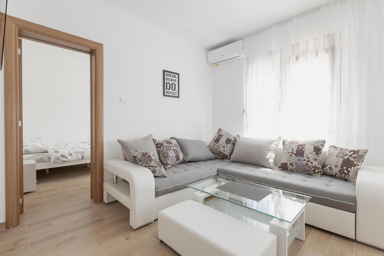 Muo Sea Front Apartments コトル エクステリア 写真